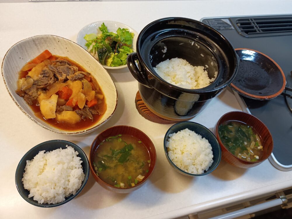 無印良品「レンジで温め直せる萬古焼ごはん鍋」レビュー｜レンジでおいしく炊けるのか？使い勝手はどうか？